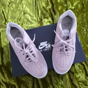 Women's AF1 sage low.